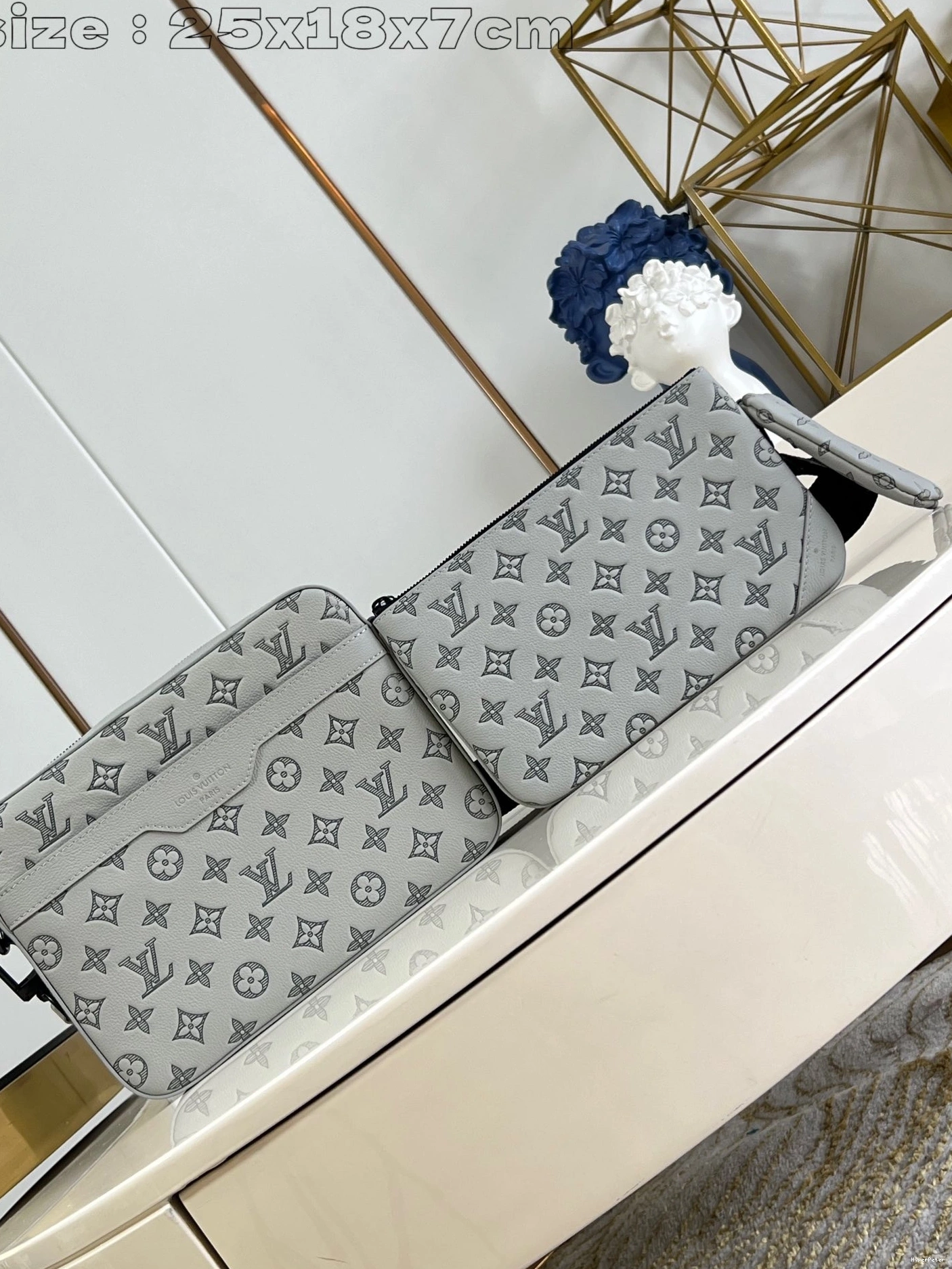 LOUIS TRIO MESSENGER VUITTON 0717